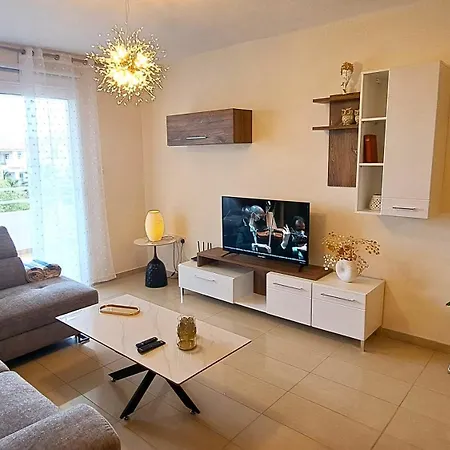 Nissi 2 And Sea View Free Wifi Apartment
